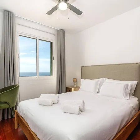 Morze By Madeira Dream