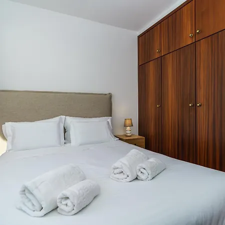 Morze By Madeira Dream